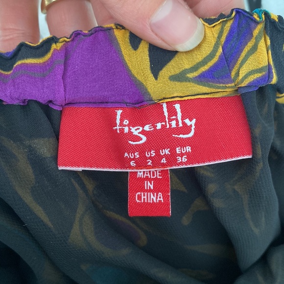 Tigerlily | size 6 | Silk halter mini dress - Picture 5 of 7